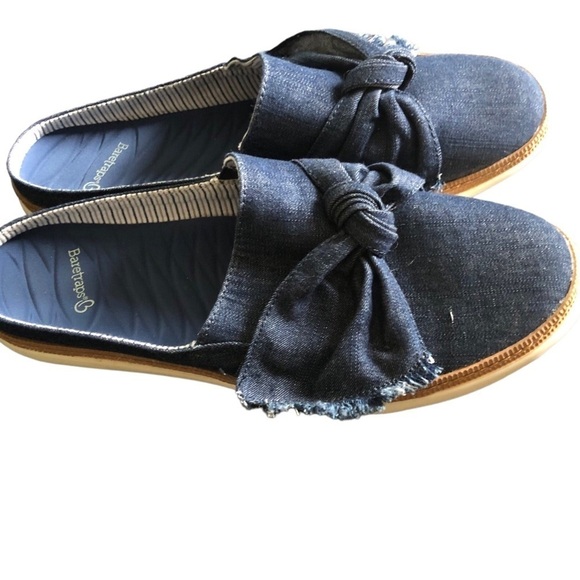 BareTraps Vida Rebound Technology Platform Mules Sz. 9 Blue Denim Bow Slip On - Picture 3 of 5